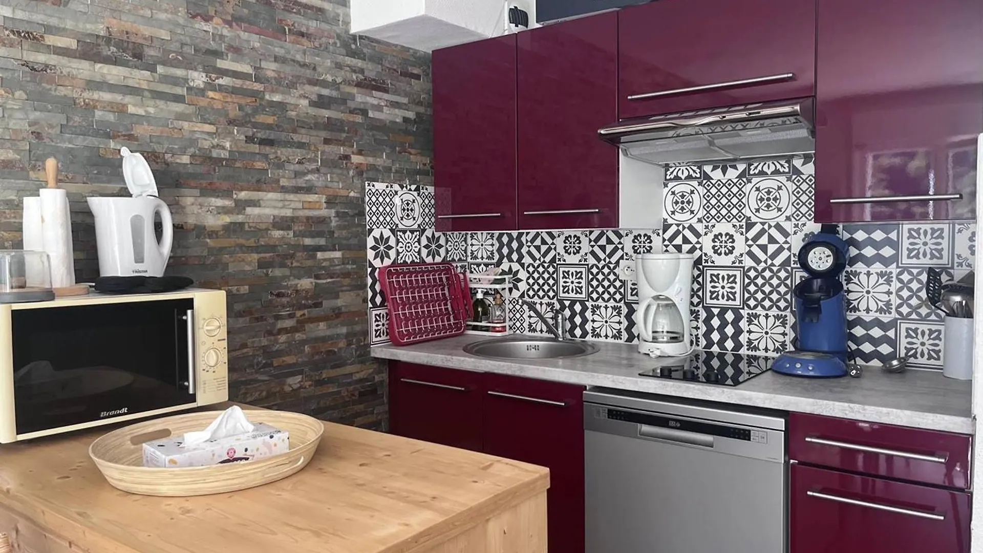 Appartement Avec Terrasse Et Parking, 2 Chambres, Au Coeur Des Montagnes - Fr-1-812-90 Cauterets